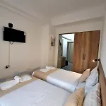 Mikas Appartement *