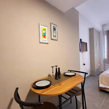 Apartamento Centre Near Bus Station With Free Parking